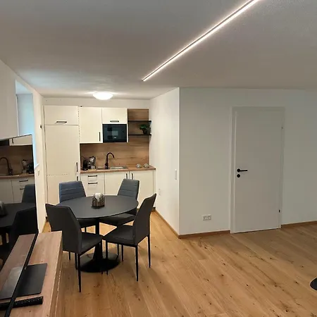 Haus Tutsi Apartamento *